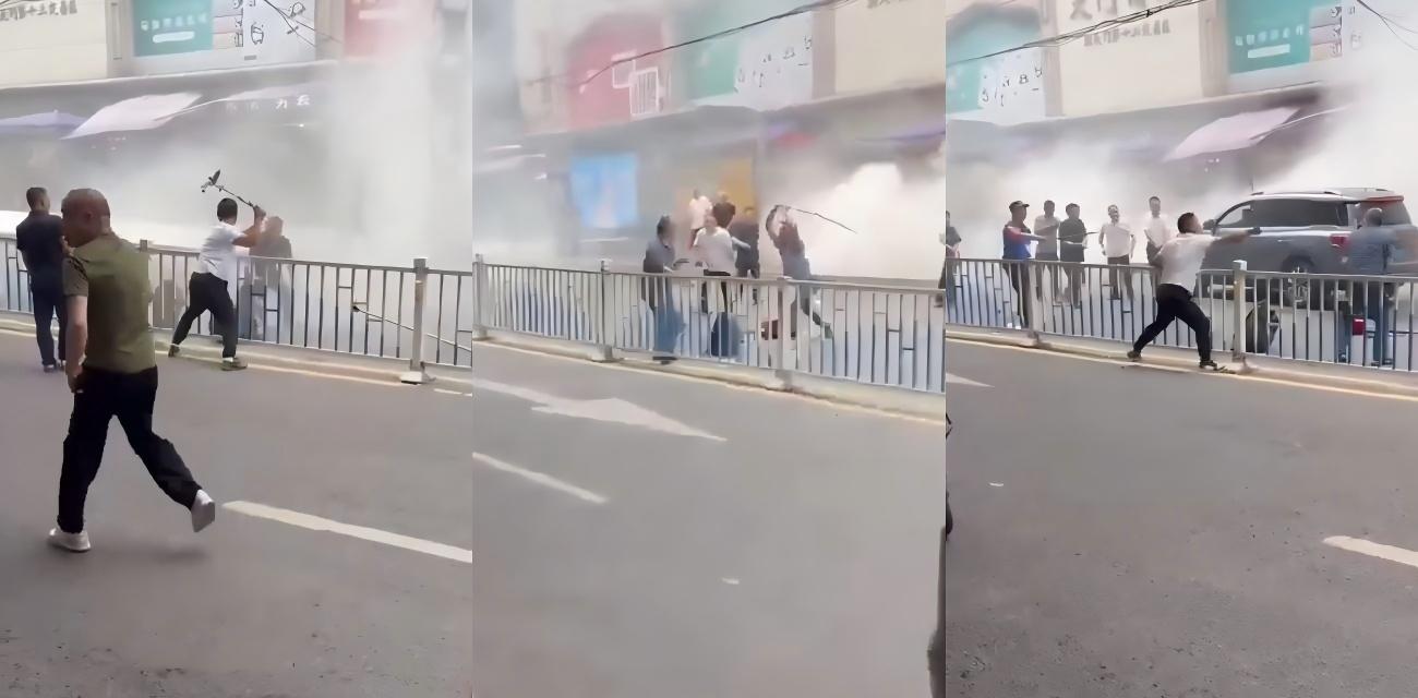 重庆朝天门天门商场 男子疯狂向店铺投掷燃烧弹 后被众人齐力制服！ - 51吃瓜网-51吃瓜网