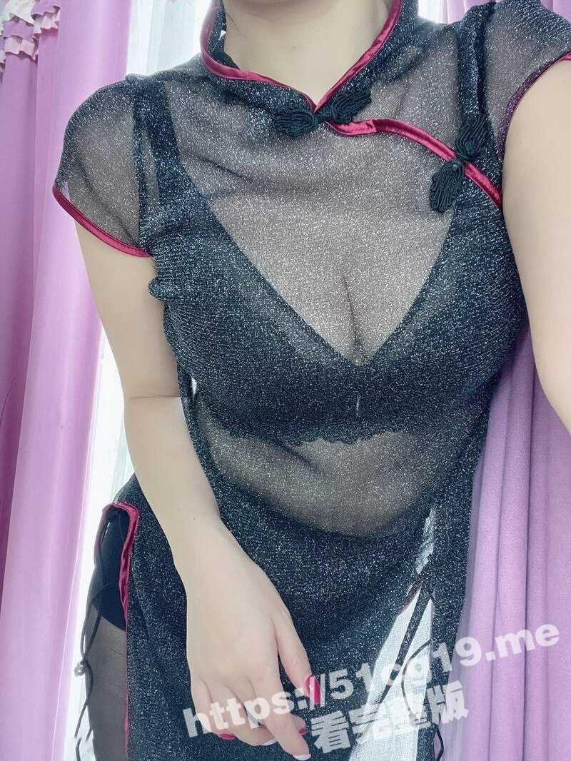 云盘泄密~富二代小骚货御姐 酒店自慰 肉丝蜜桃臀 超级反差淫荡视频被男友泄密流出 - 51吃瓜网-51吃瓜网
