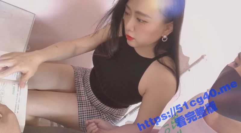 台湾巨乳家教老师 daisybaby 在指导作业的时候 奖励学生口爆 这绝对能考上好大学-51吃瓜网