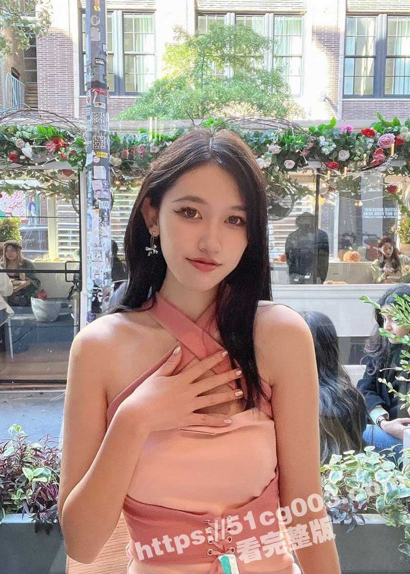 佛罗里达白富美留学生 张颖 肤白貌美大长腿与男友自拍视频流出！被操的语无伦次 高潮乱叫！ - 51吃瓜网-51吃瓜网