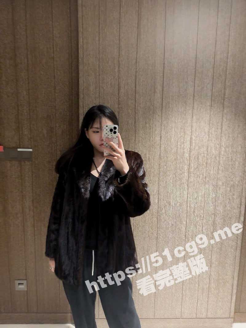 瓜友分享 绝美夜店女DJ超好约 喝个酒再就能带回酒店！ 女DJ竟然超会吸 就像要把精液吸出来一样~ - 51吃瓜网-51吃瓜网