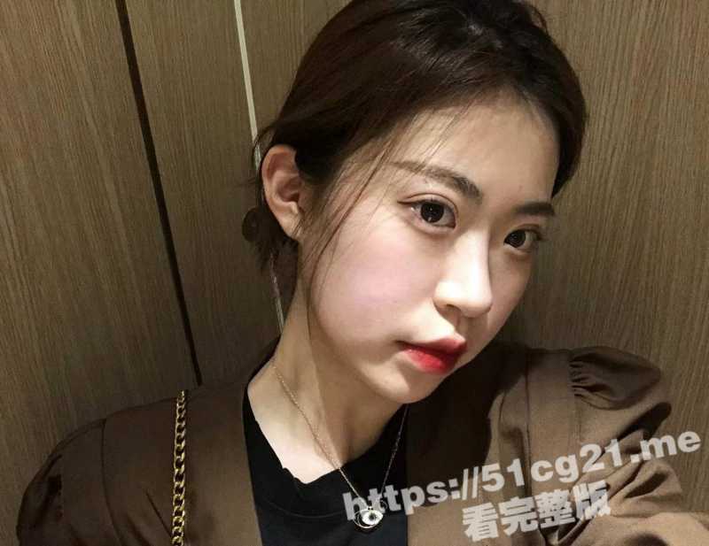 瓜友真实投稿 成都高新区气质学生妹 吴婉静 修电脑时泄露 自慰骚拍淫穴特写视频 - 51吃瓜网-51吃瓜网