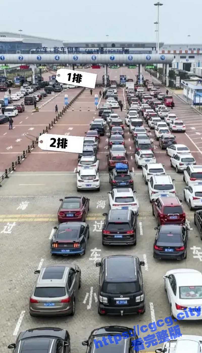 反转！所谓的 奔驰 插队 加塞？奔驰商务车记录仪视频来了 并不是谁想上网谁有理 - 51吃瓜网-51吃瓜网