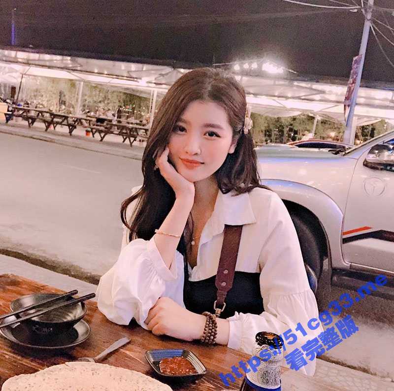越南裸贷新增一位受害者 这样的极品美女也需要裸贷吗 自拍视频流出 - 51吃瓜网-51吃瓜网