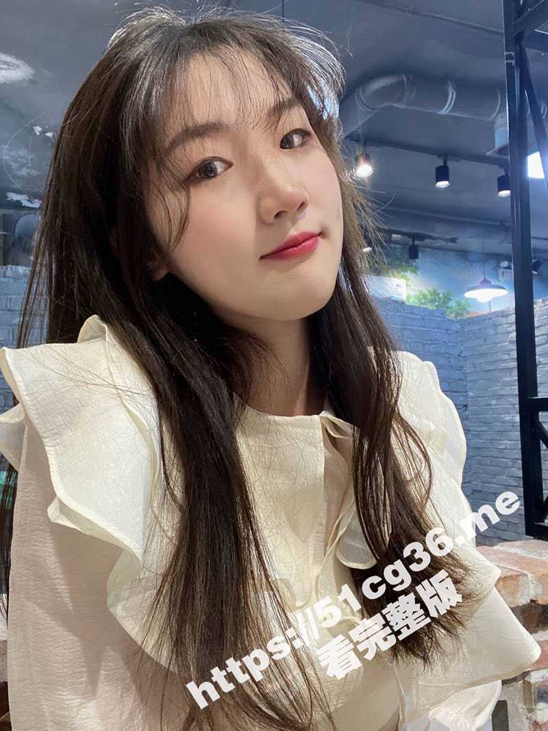 湖北美术学院 极品大二学生妹 任晓婧 爸妈眼中的乖孩子沦为金主爸爸的玩物 粉嫩小穴被操的白浆四溢 - 51吃瓜网-51吃瓜网