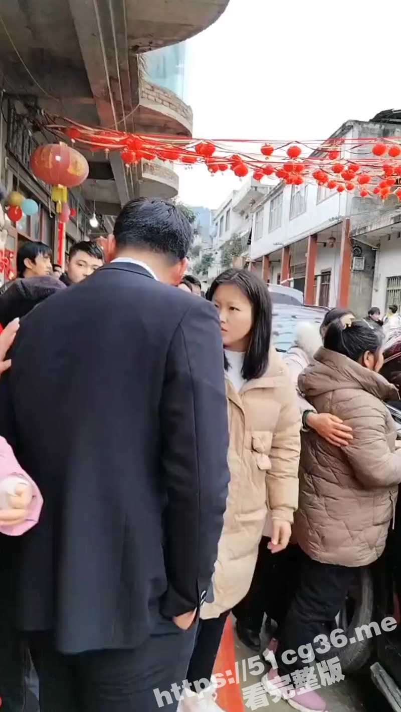 云南昆明 刚要结婚的小情侣 结婚当天娘家突然加价30万的彩礼 男方家人大闹婚礼现场 - 51吃瓜网-51吃瓜网