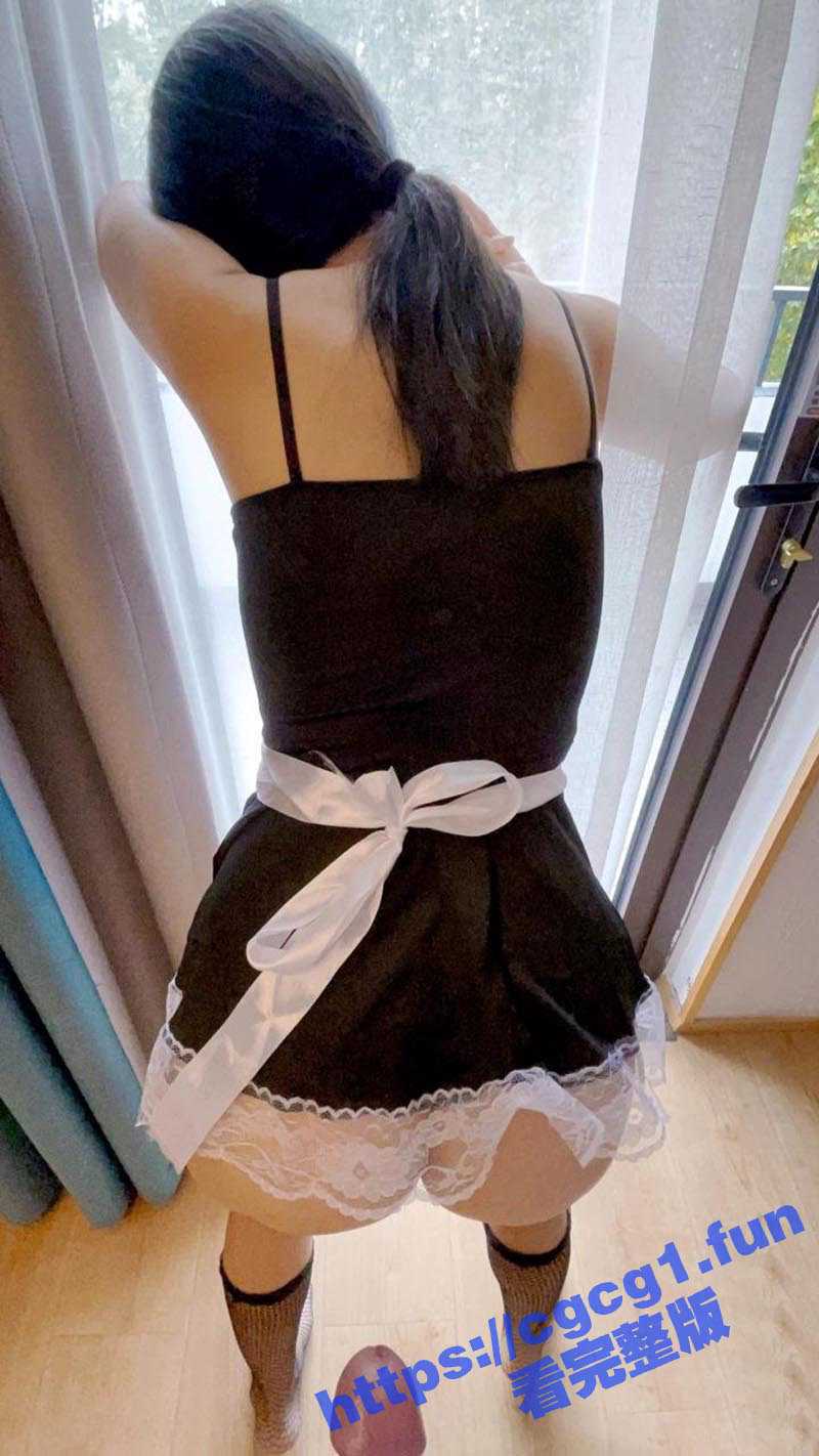 极品翘臀少妇美女邻居 当孩子面操完后 再次化身AV性感女仆 翘起屁股疯狂后入 - 51吃瓜网-51吃瓜网