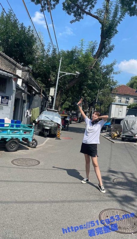 北京极品反差学生妹 周舒宝 长相神似张津瑜 与男友性爱曝光 在火车软卧露出啪啪！-51吃瓜网