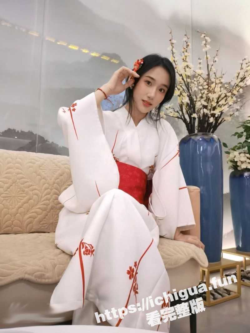 成都极品反差舞蹈生 邓雨茜 长相甜美也是成为了主人的精盆 被主人操的哇哇叫！ - 51吃瓜网-51吃瓜网