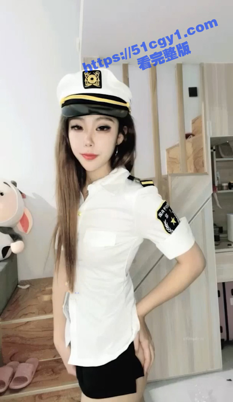反差福利姬美女 诱人的星星 高价定制骚舞合集 穿着各种制服大跳骚浪裸舞 炮机自慰诱惑无比 - 51吃瓜网-51吃瓜网