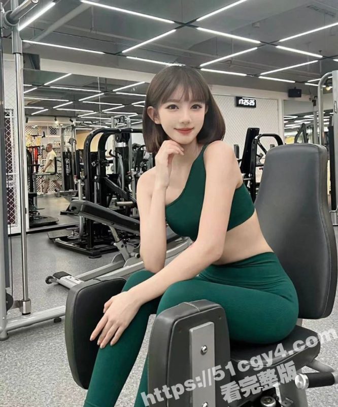 约炮大神 PG 约操多位颜值母狗 洗脑式SM调教 沉浸试享受母狗们舔脚毒龙 画面极其淫荡！-51吃瓜网