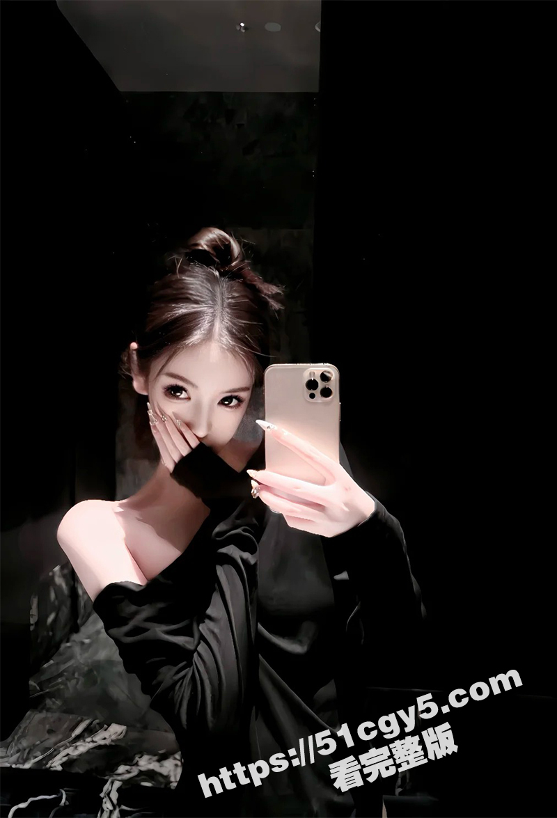高颜值美女疯狂舔屌 状态癫狂疑似嗑药 酥胸纹着性奴淫紋 双眼翻白涎水横流 - 51吃瓜网-51吃瓜网