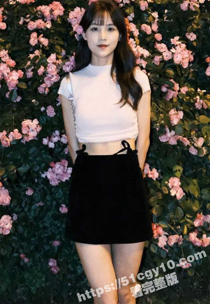 高颜值清纯学生妹 身材高挑酥胸大长腿 沐浴结束展现完美酮体 阴唇乌黑发紫看来没少挨炮啊！ - 51吃瓜网-51吃瓜网