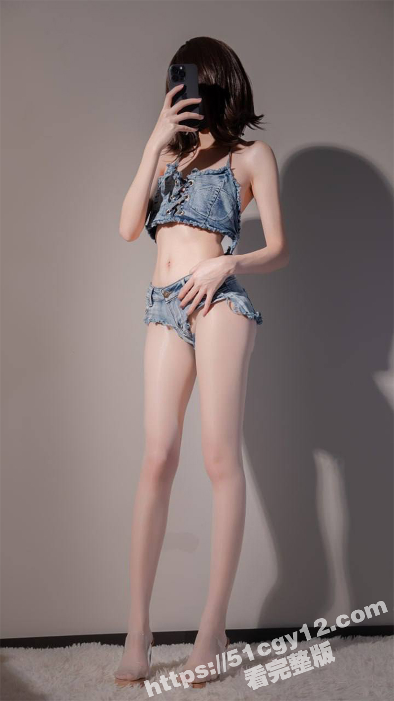 顶级身材福利姬 小桃 化身榨精魅魔 齐B牛仔裤长腿尤物 水晶棒激情自慰 白浆肆意流淌！ - 51吃瓜网-51吃瓜网