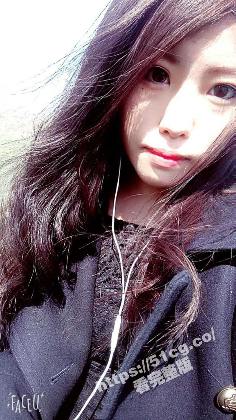 极度反差 济南女大学生【玲子】被男友调教成淫娃 野战公交车口交 - 51吃瓜网-51吃瓜网