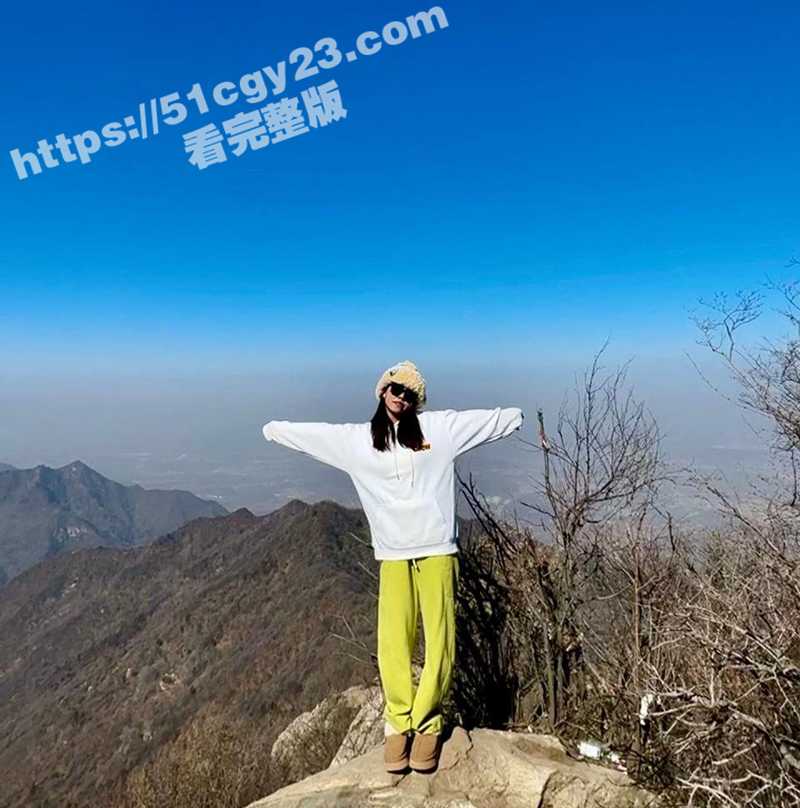 瓜友投稿曝光 陕西27岁小母狗 马上要结婚了还在网上认主人 各种黑丝自慰发骚 又是老实人承受了所有啊！ - 51吃瓜网-51吃瓜网