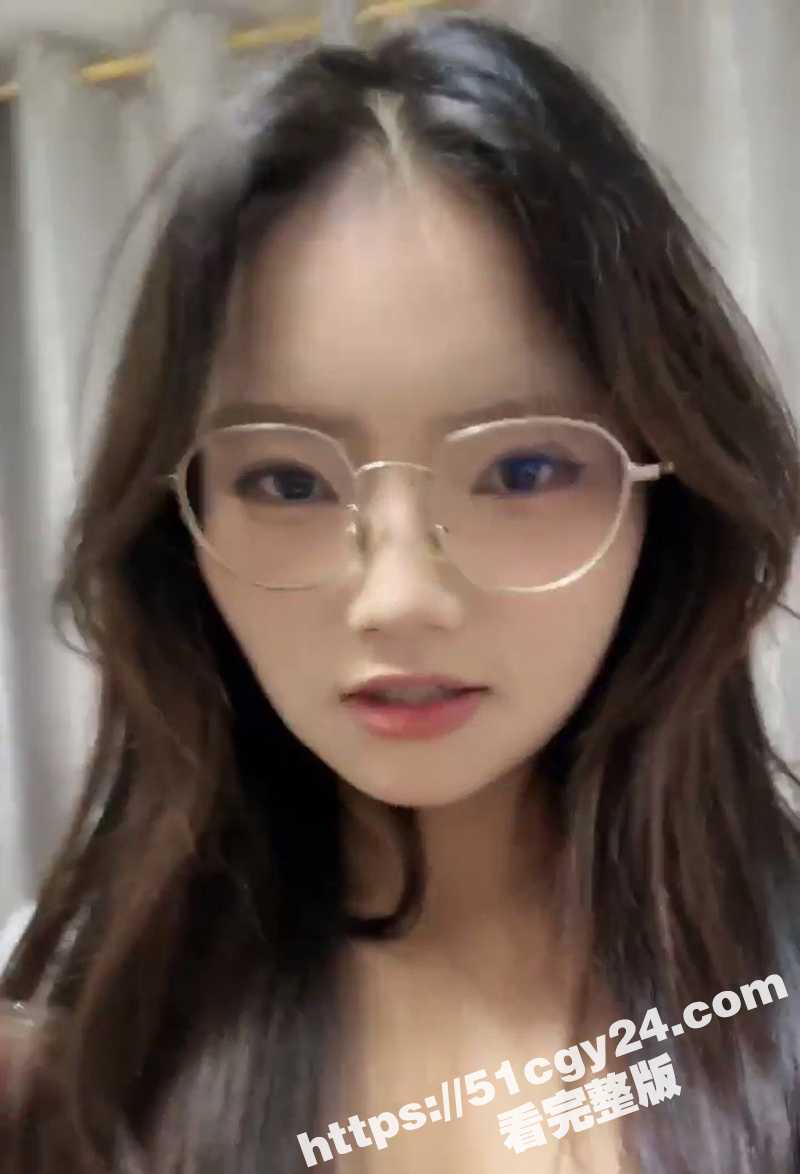 少女黄播 困困兔 最新性爱直播视频 碎花裙少女露脸揉穴 水晶假屌狂插自慰 骚气十足！ - 51吃瓜网-51吃瓜网