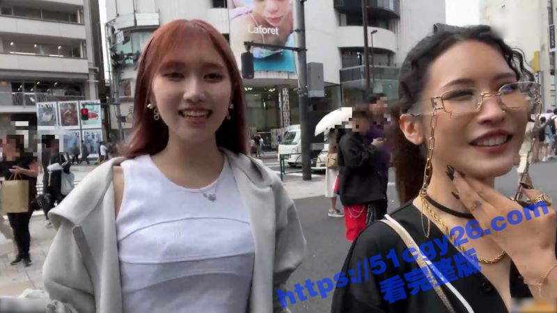 日本AV女优路边撩素人 偶遇中国猛男上集 车内激战持久狂野 事后甩50万日元惊呆女优 形象瞬间高大！-51吃瓜网