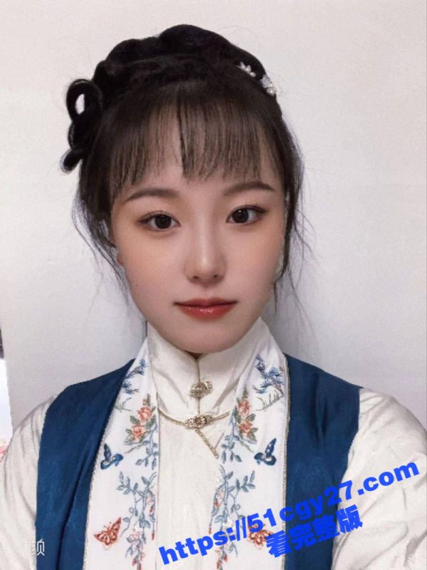 成都情侣私拍做爱视频泄密 超高颜值美女被男友调教成反差母狗 口交鸡巴的时候眼神魅惑 无套后入打桩！-51吃瓜网