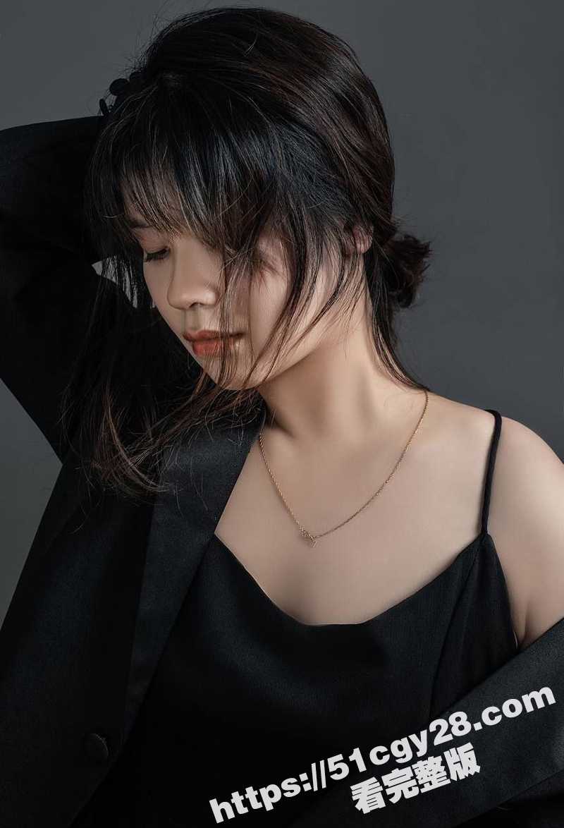贵州居委会少妇 王善芬 婚内出轨视频曝光 被炮友拽头发后入猛操 与生活照形成强烈反差！ - 51吃瓜网-51吃瓜网
