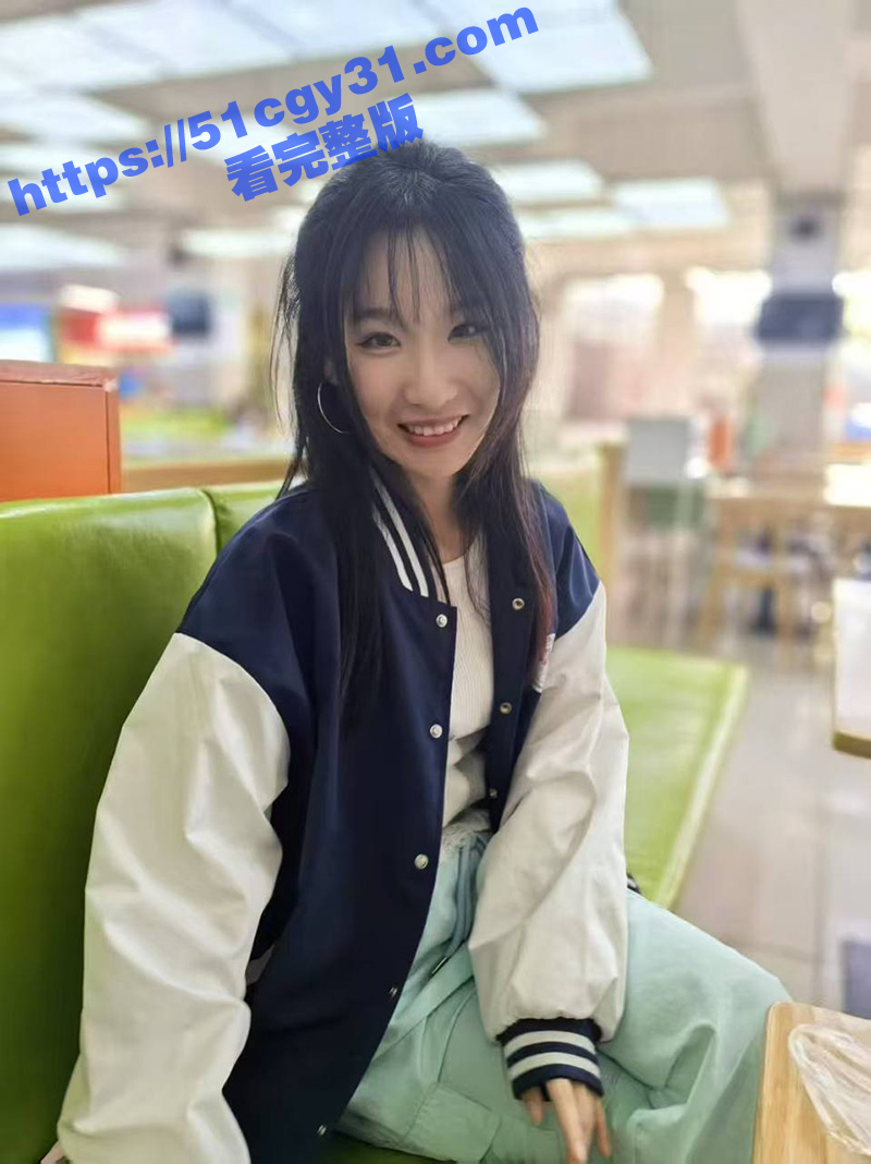 吉林建筑大学材料学院 情侣食堂上演辣眼戏码 女友大胆帮男友导管 被网友们扒出正面真容！ - 51吃瓜网-51吃瓜网