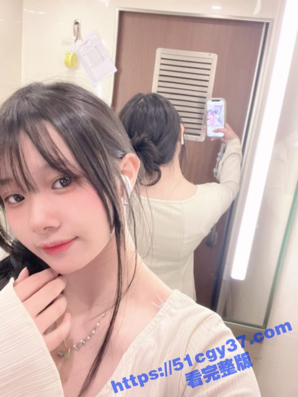 台湾新北长庚大学 梁欣 清纯嫩妹自慰私拍 被渣男四处炫耀流出 掐脖爆操猛插骚穴 无比的反差！-51吃瓜网