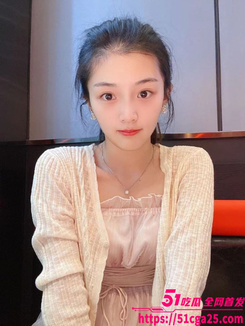反差学生妹 瑶瑶 给男友私拍福利流出 精致面容露脸口交 娇嫩身躯站立自慰 淫荡十足！ - 51吃瓜网-51吃瓜网