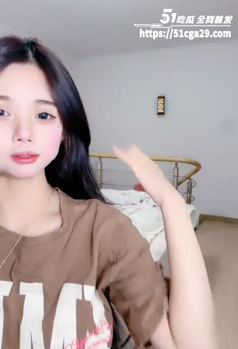 巨乳网黄主播 纯情的皮皮 情色直播精选 第五弹 纯美邻家小妹妹揉奶求操 穿性感护士比基尼淫骚起舞！ - 51吃瓜网-51吃瓜网