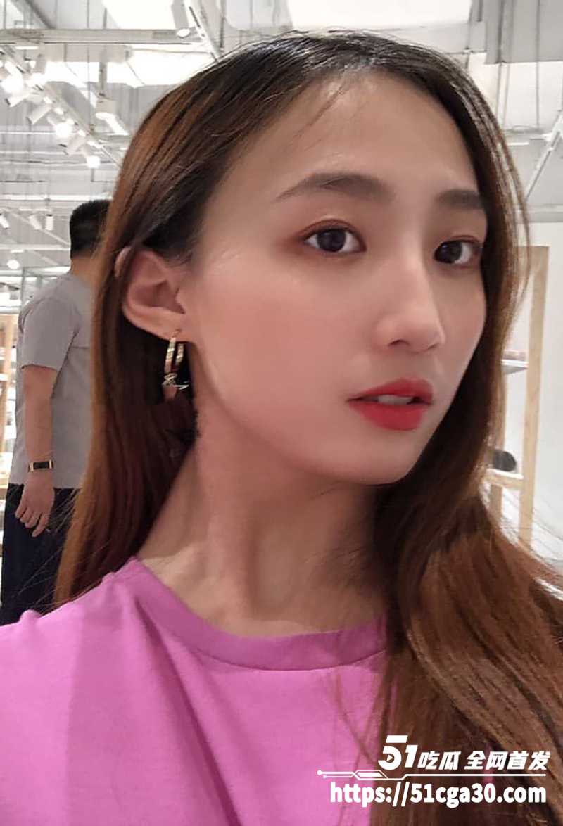 性感瑜伽老师 林依婷 不雅视频曝光 口爆吞精 激情车震被打桩爆操内射 优雅女神骚起来比母狗还淫荡！ - 51吃瓜网-51吃瓜网