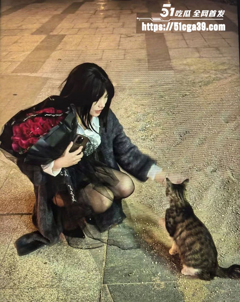 广东性感短发嫩妹 舒雅 与男友性爱自拍分手后惨遭曝光 丰满母狗被后入爆操 完美露脸表情诱惑！ - 51吃瓜网-51吃瓜网