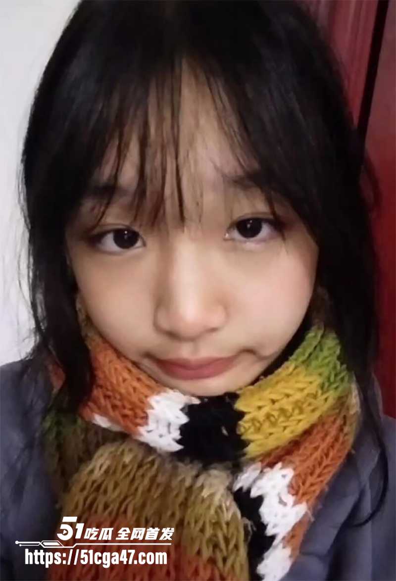 清纯学生妹不雅视频流出 绝美颜值极品美乳 裸聊自拍露奶露穴 与男友开房被花式爆操 骚穴紧致超刺激！ - 51吃瓜网-51吃瓜网