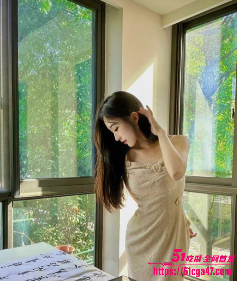 甘肃平凉反女神 郭晶晶 自慰私拍被男友曝光 镜头前手指抚摸骚穴 淫水狂流母狗本性完美暴露！ - 51吃瓜网-51吃瓜网