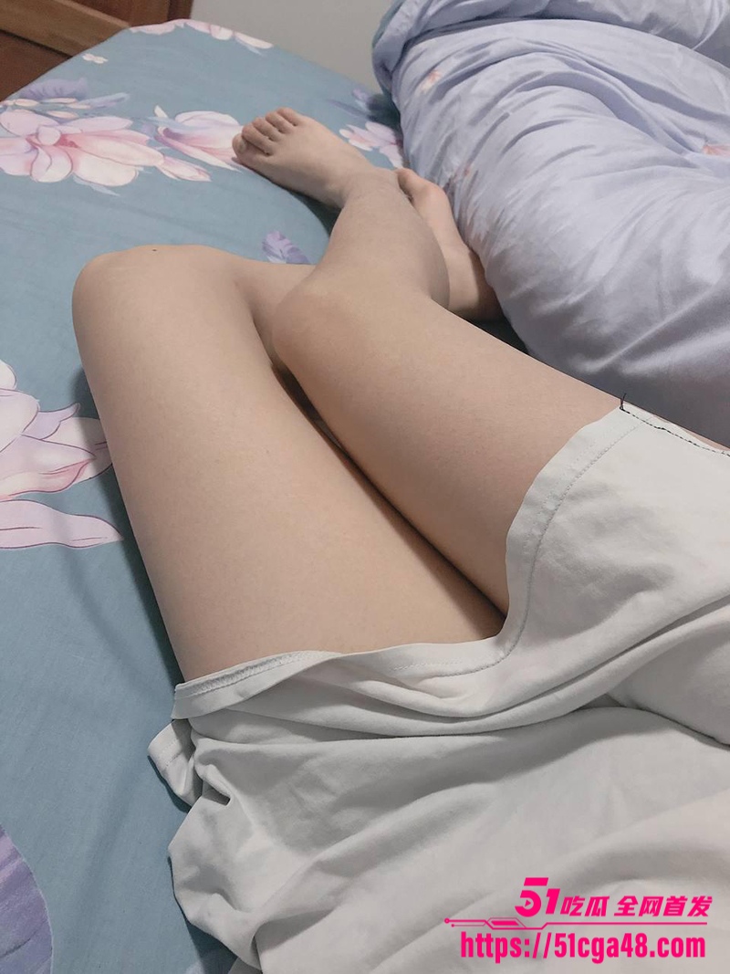武汉东西湖人妻 胡丽 做爱视频被炮友曝光 小少妇逼毛旺盛淫水超多 大屌猛操表情销魂！ - 51吃瓜网-51吃瓜网