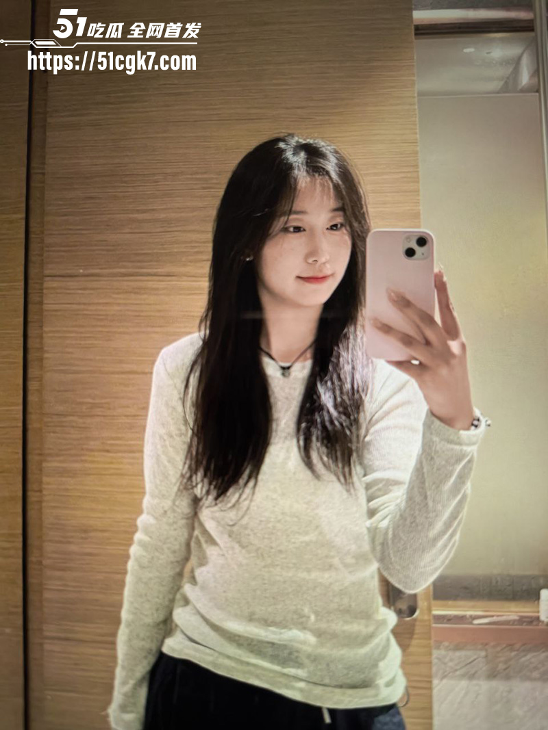 清纯女大学生 刘茹 被富二代包养调教 私密自拍泄露 绝美脸蛋配魔鬼身材 视觉冲击直达高潮！ - 51吃瓜网-51吃瓜网