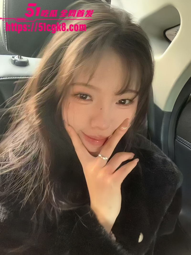 杭州清纯女大 姚小娜 与男友自拍私密视频曝光 高颜值反差 一流的口技 无套中出淫叫连连！ - 51吃瓜网-51吃瓜网