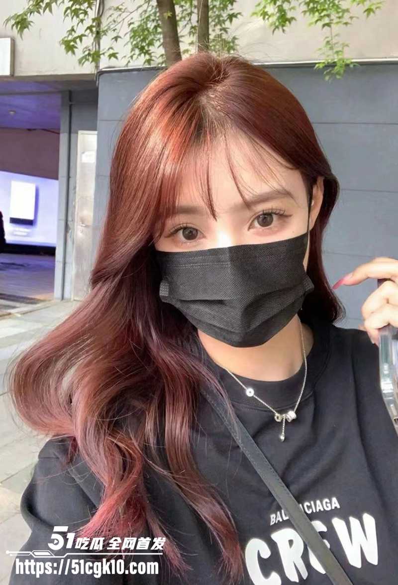 河北承德叛逆少女 冯琪 不雅视频流出 酒吧厕所激战小帅哥 露脸口交后入爆操 口爆吞精超反差！ - 51吃瓜网-51吃瓜网