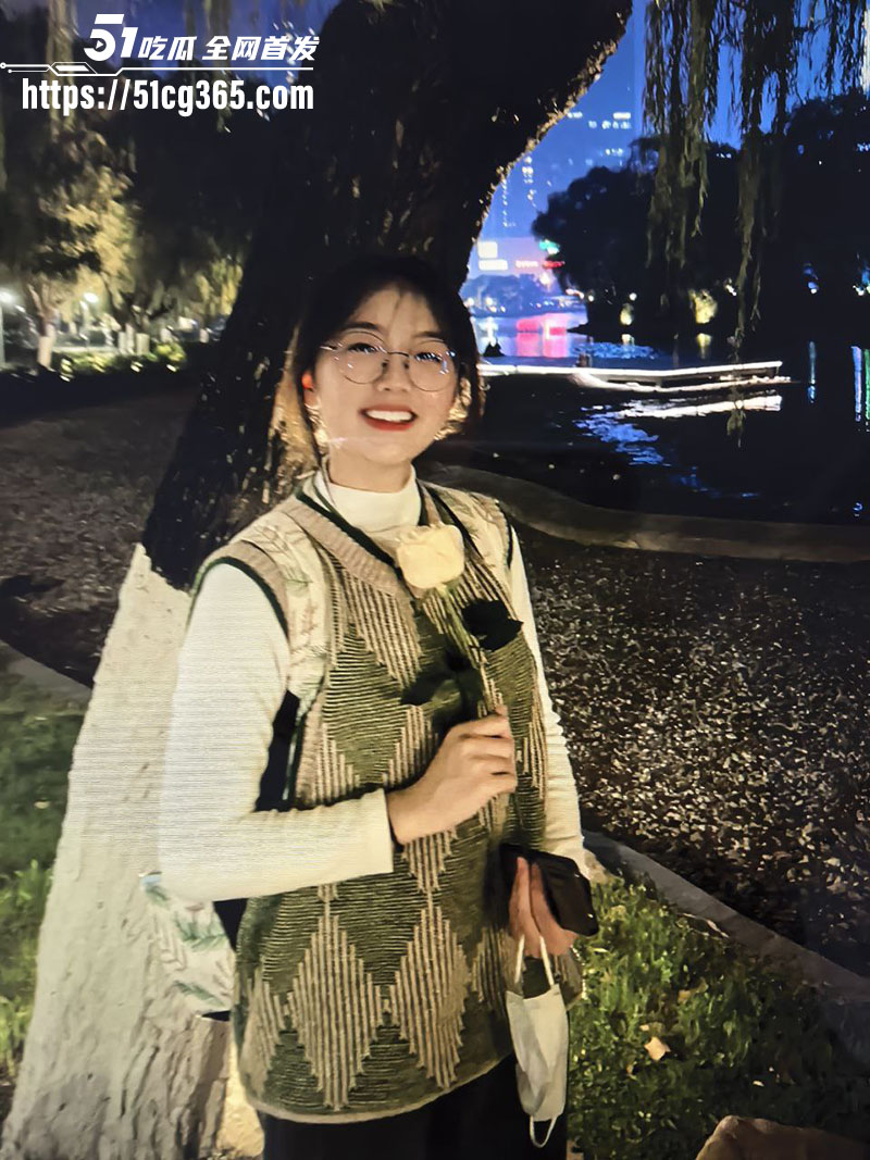 甘肃兰州大学清纯学妹 化身乖母狗被男友调教 道具挑逗狼牙棒打桩后入 极致淫骚！ - 51吃瓜网-51吃瓜网