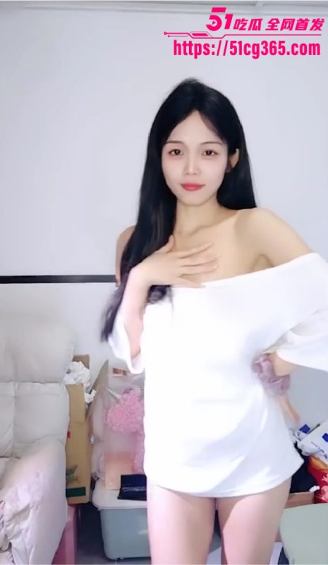 高颜值女主播 小宣 下海全裸直播视频泄露 清纯双马尾白虎少女直播挑骚舞 美腿大开嫩穴湿透！-51吃瓜网