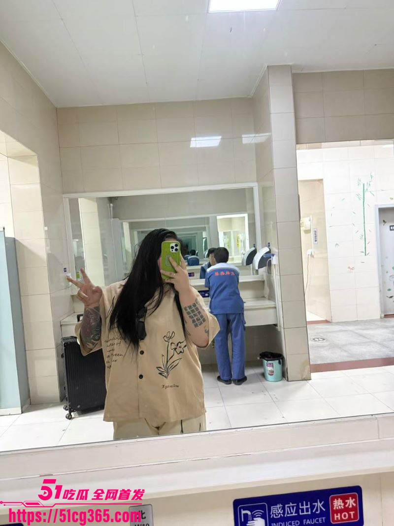 极端女权 大鹅 百人群黑料曝光 自曝与无数炮友拳交啪啪 各种性调教配合露骨言论 炸裂全网！ - 51吃瓜网-51吃瓜网