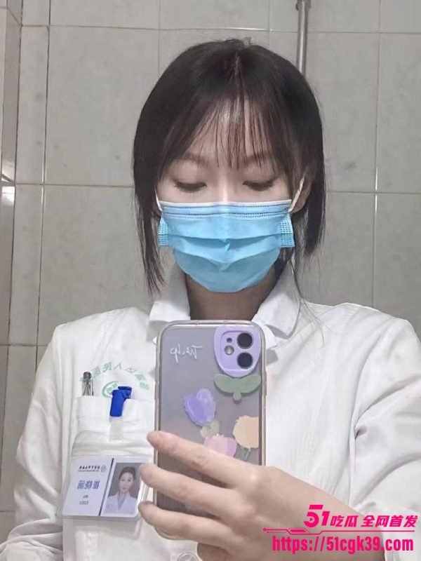 淄博医院 崔晓涵 出轨丑闻 靠官爹进医院 婚内成多位外科大夫公用母狗 偷拍视频全网疯传！-51吃瓜网