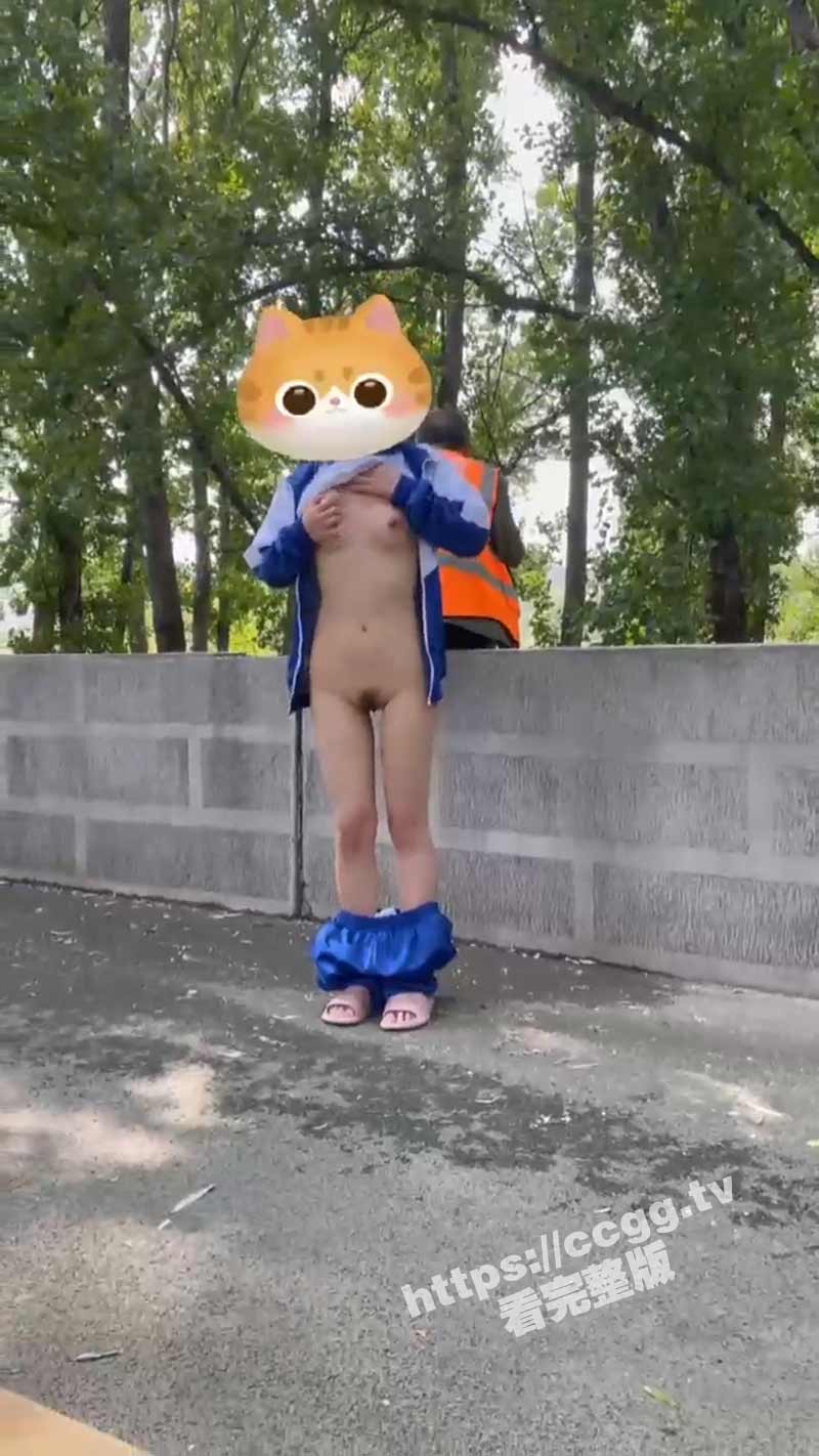 郑州七中 女学生玩暴露被同学偷拍流出 - 51吃瓜网-51吃瓜网