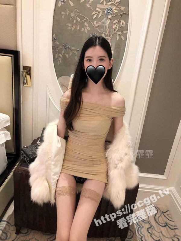 推特 chloe霏霏/霏霏 大尺度自拍VIP版 完美丝袜大长腿 露半逼让人欲罢不能-51吃瓜网