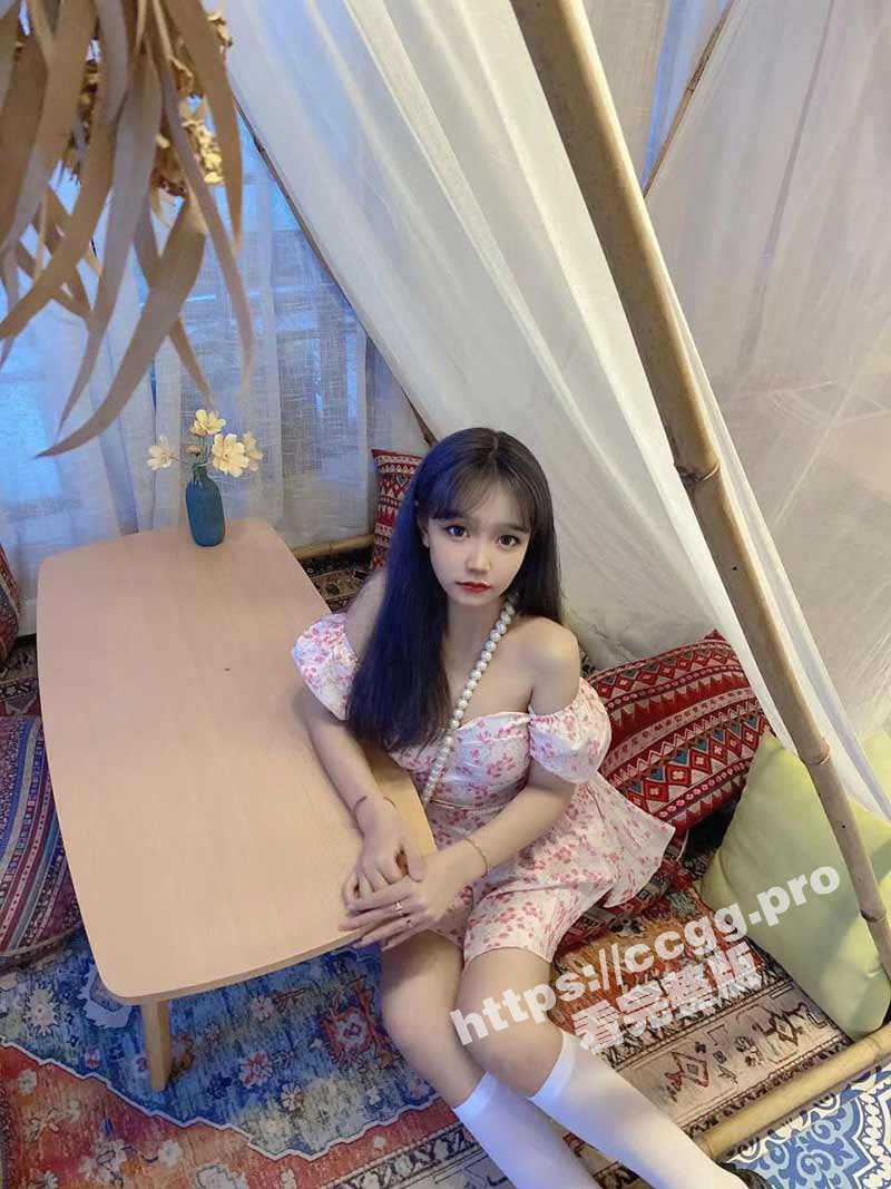 精品自拍！小情侣激情自拍视频流出 各种姿势爆操丰满小女友！ - 51吃瓜网-51吃瓜网