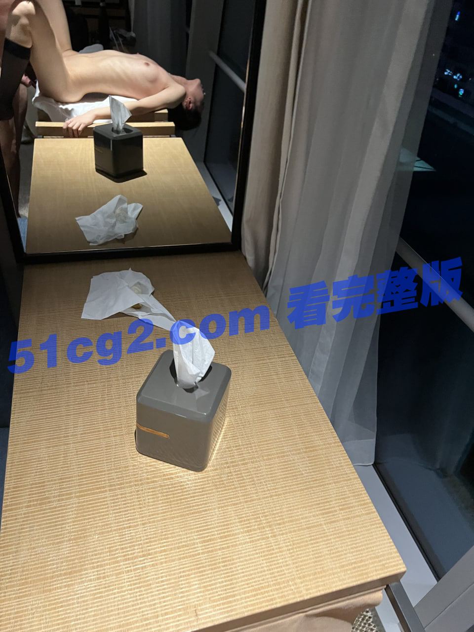 重磅独家！中国警察网警花 张津瑜 落地窗事件终极完整版本，男主竟然是他？（男女主资料 + 聊天记录 + 12 分钟完整视频） - 51吃瓜网-51吃瓜网