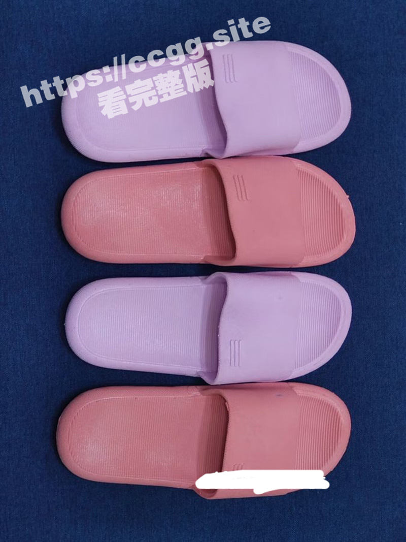 挑战生理极限！天花板王者级SM爱好者【李小雅】重度扩阴扩肛~四只拖鞋、整瓶大雪碧一起来！ - 51吃瓜网-51吃瓜网