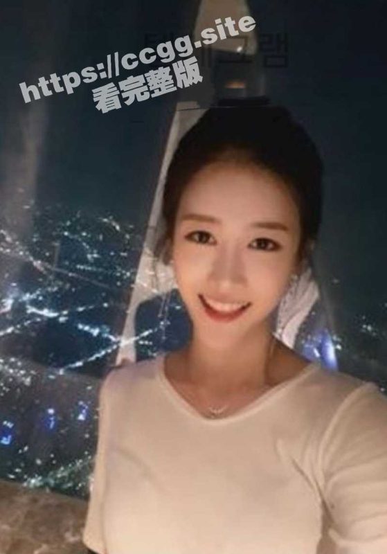泡菜国 OL职业知性办公室高颜值美女 搞怪不雅视图泄漏-51吃瓜网