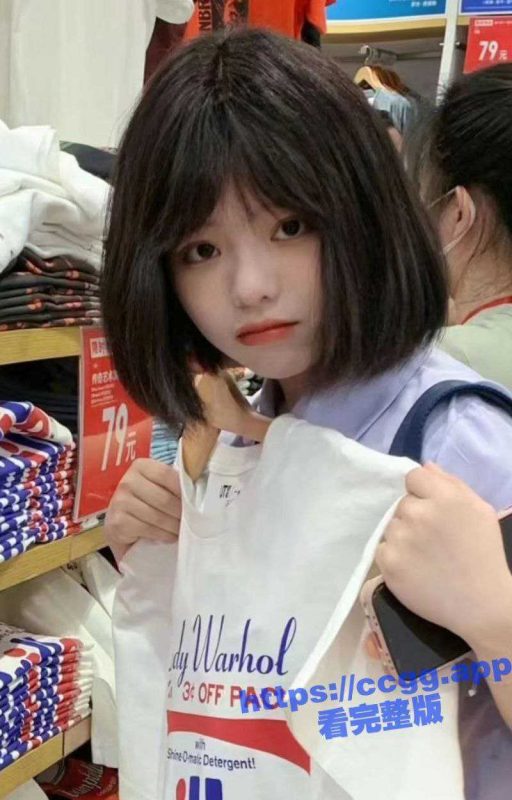 婴儿肥的元气美少女 下面超粉和男友啪啪视频流出  粉色卡通内内好可爱 屁屁很饱满性感-51吃瓜网