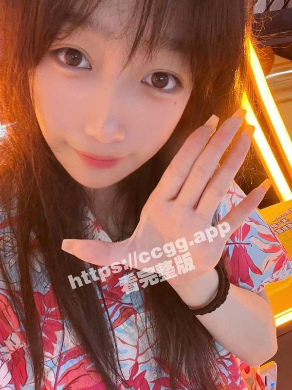 艳遇之都丽江 据说十个人有九个人能在这艳遇一把 短暂的4天旅行 酒吧邂逅小姐姐带回酒店啪啪啪-51吃瓜网