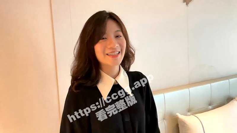 素人开发 台湾长荣航空空姐乘务长 拍摄质量堪比老虎菜 干空姐一次哪里能够？干完再洗个鸳鸯浴接着干-51吃瓜网