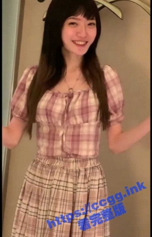 师生乱伦！传媒大学【吴嘉怡】与导师开房打炮视频流出！小骚货还挺带感 难怪导师招架不住！-51吃瓜网